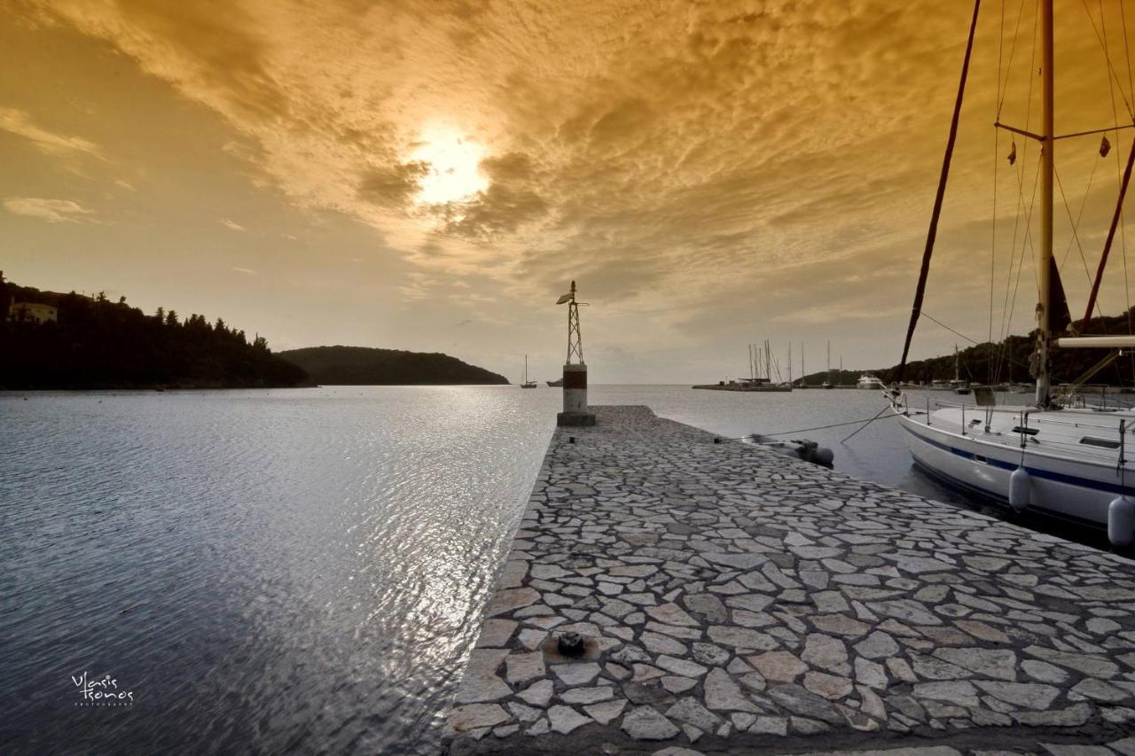 Sivota Sea View Maisonettes ภายนอก รูปภาพ